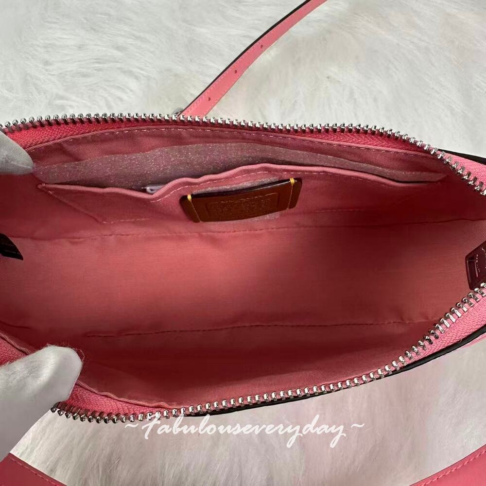 Coach Teri Shoulder Bag In Signature Leather With Heart Charm Sv/Pink CDA98 NWT - Picture 8 of 9